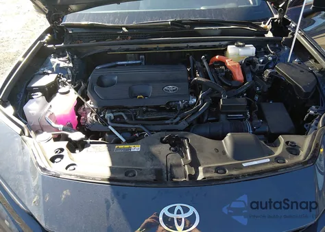 2025 Toyota Crown Signia Xle z USA, uszkodzony, nr VIN JTDACAAJ7S3008929